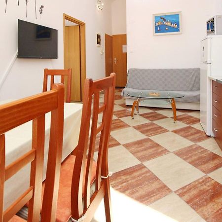 Apartments Aquarium Dorcic باشْكا المظهر الخارجي الصورة