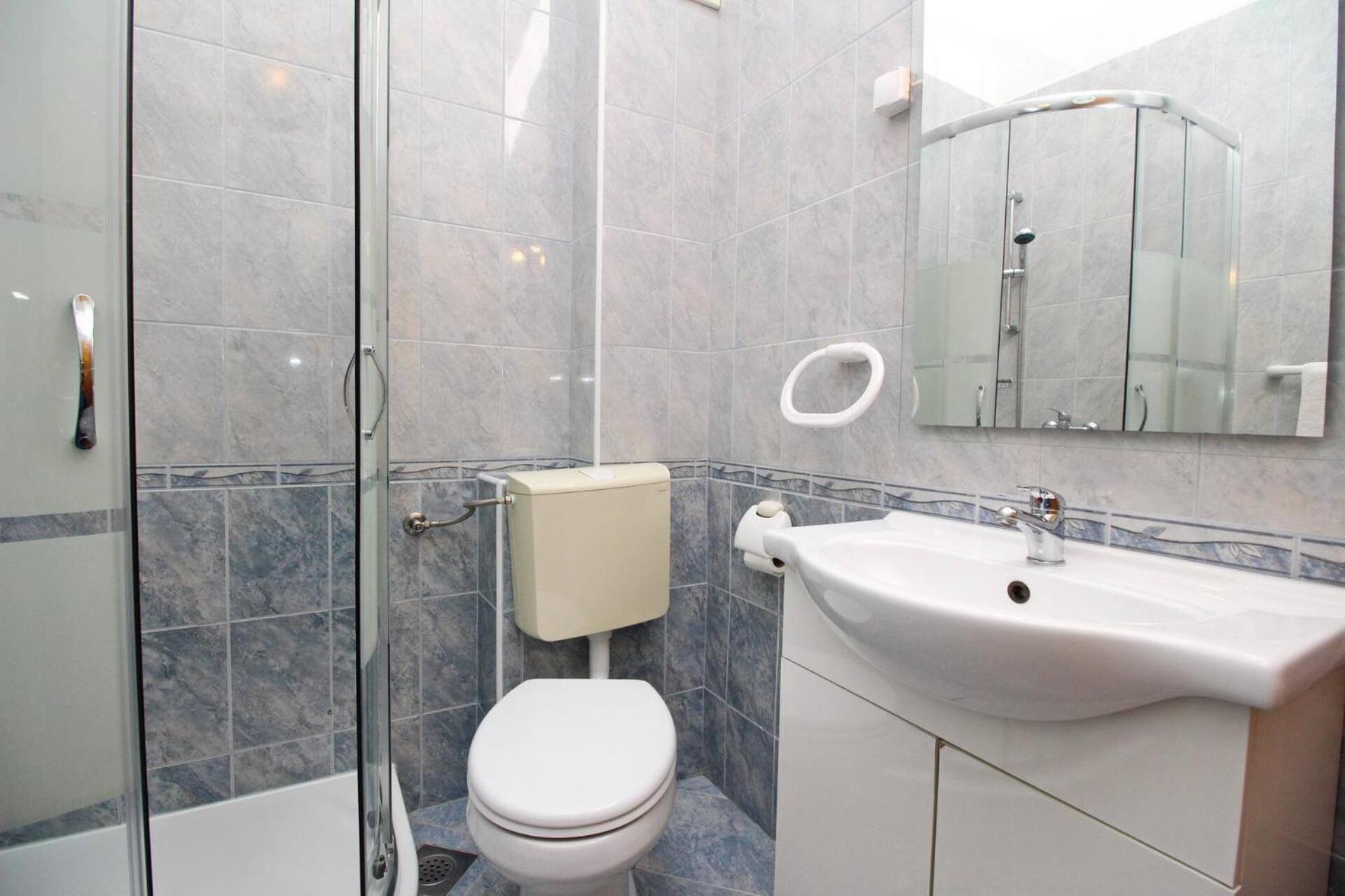 Apartments Aquarium Dorcic باشْكا المظهر الخارجي الصورة