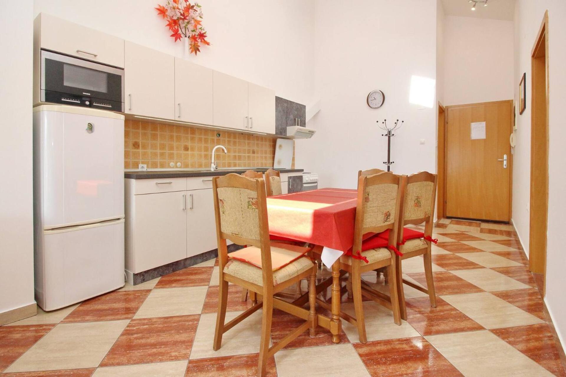 Apartments Aquarium Dorcic باشْكا المظهر الخارجي الصورة